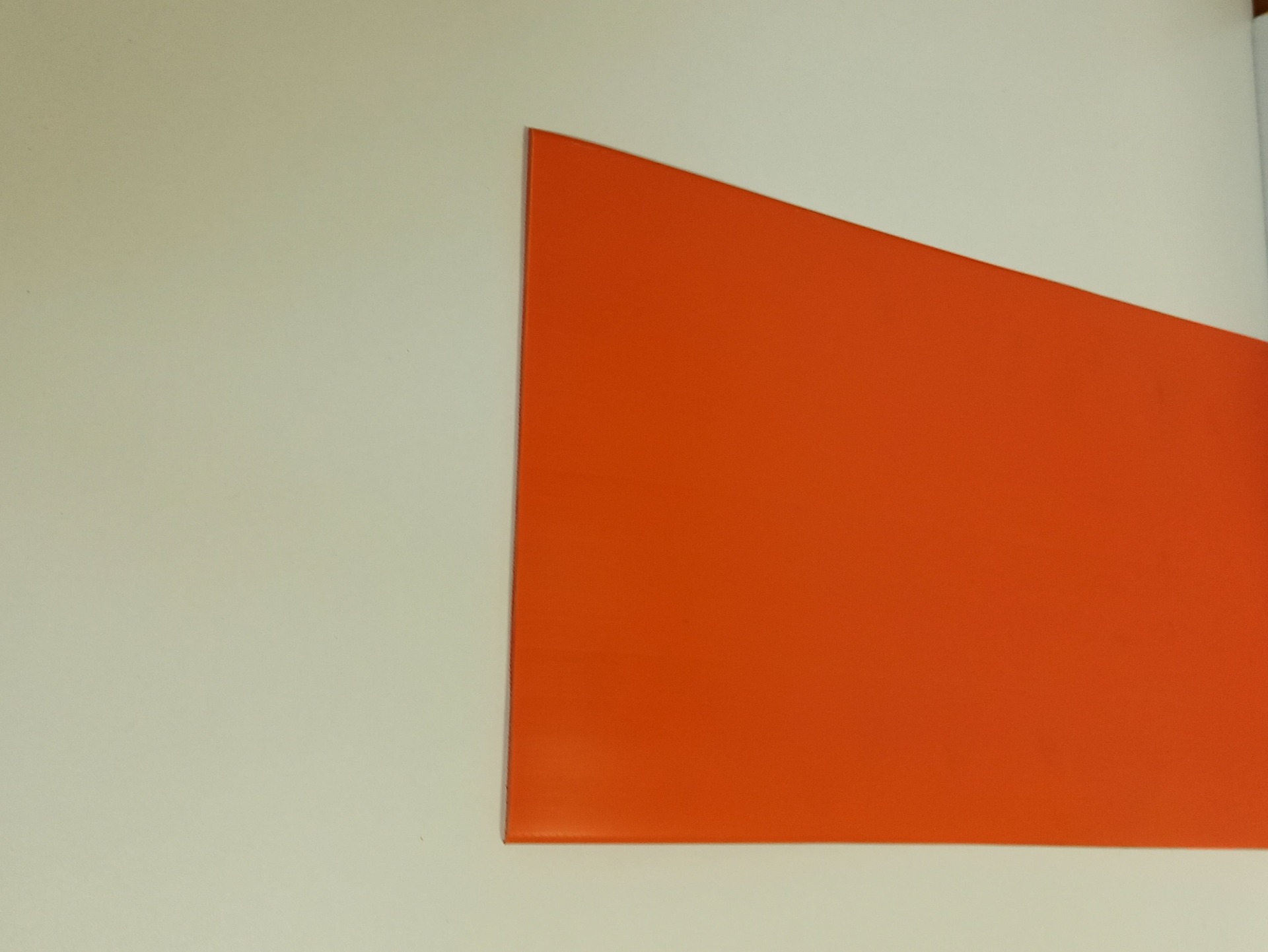 Отбойная доска TS200 GL из ПВХ по низкой цене для защиты и отделки стен.