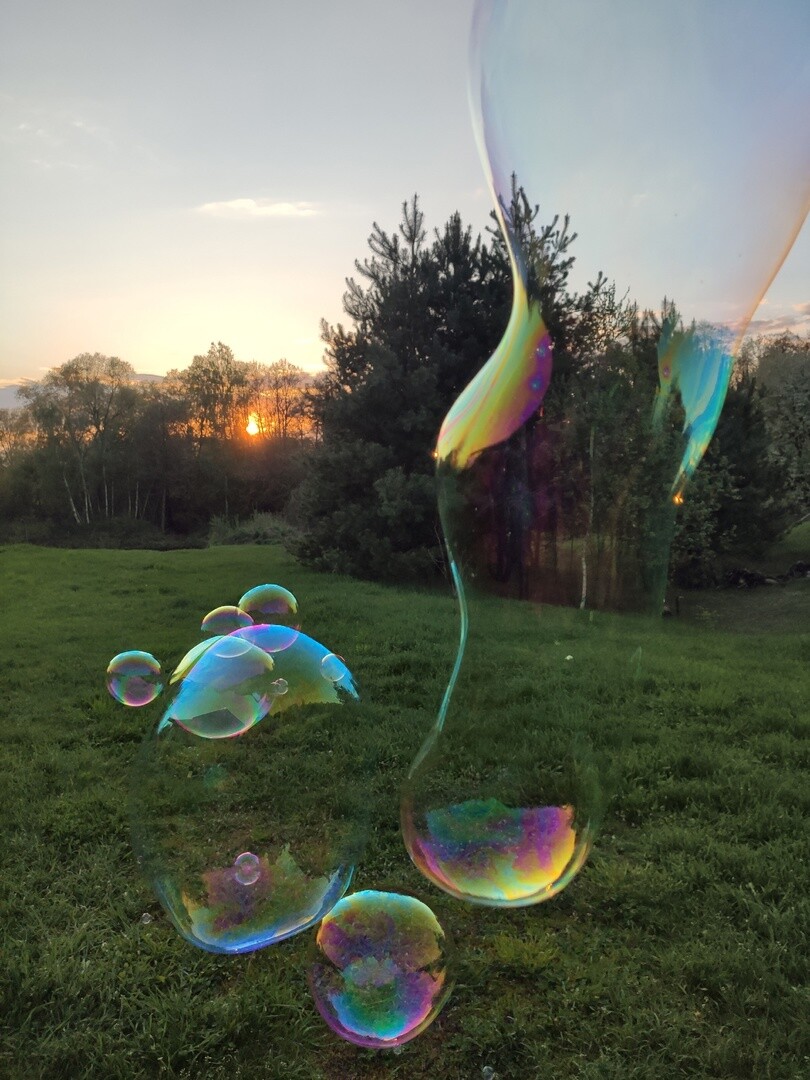Гигантские мыльные пузыри праздник Гигантские мыльные пузыри