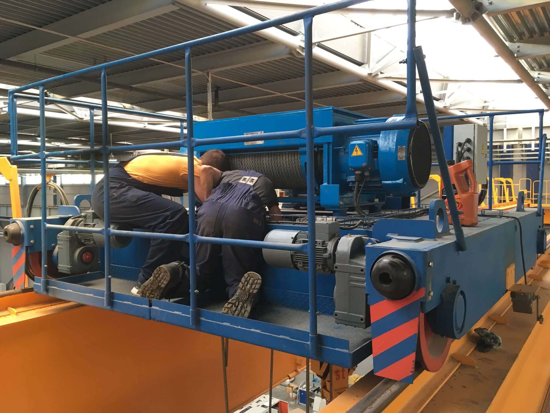 Срочный ремонт кран-балки, мостового, козлового кранов в СПБ за 1 выезд.