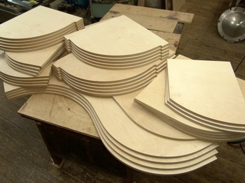 Распил и кромкование ЛДСП, ДВП, МДФ по размерам заказчика.