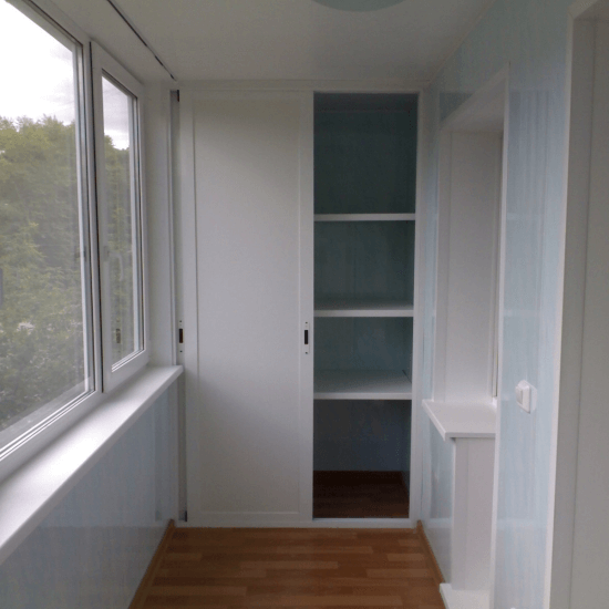 Балкон гардероб