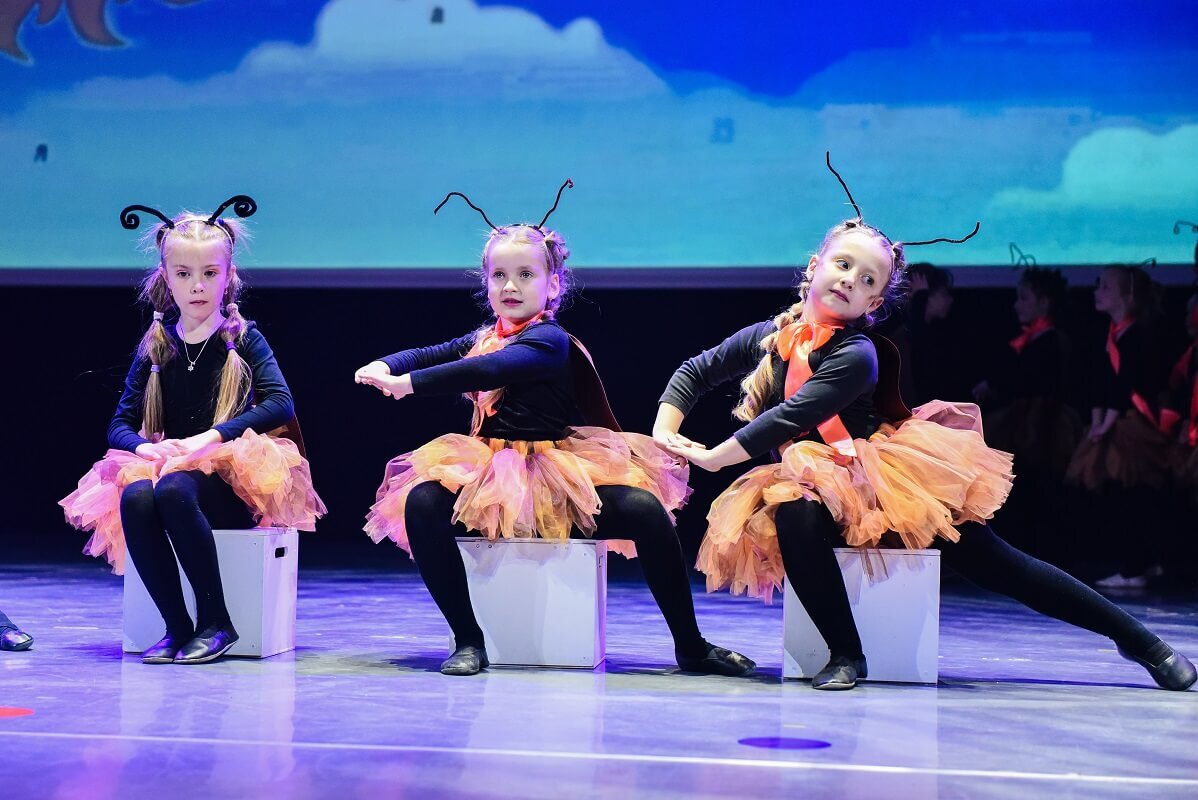 DanceUp-Studio детский танец насекомые