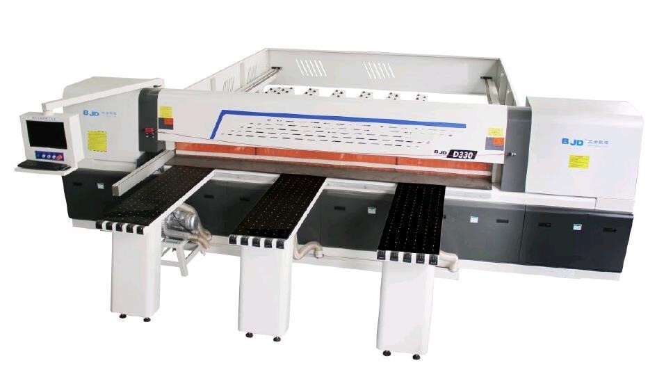 Форматно-раскроечный центр с ЧПУ BJD D-330