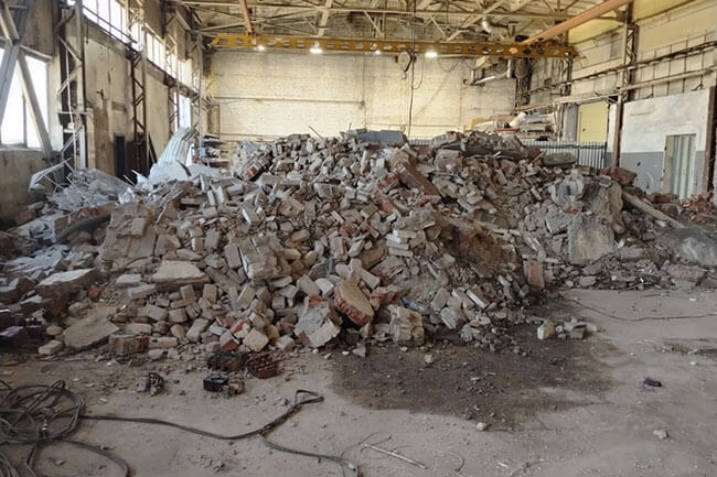 Контейнер с твердыми коммунальными отходами