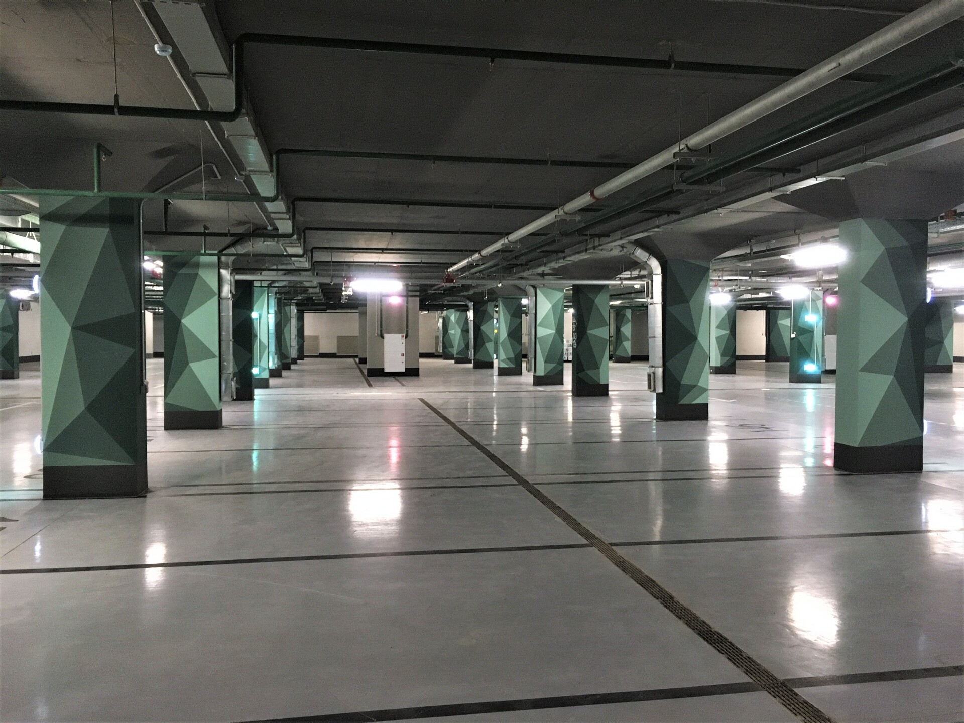 роспись стен паркинга