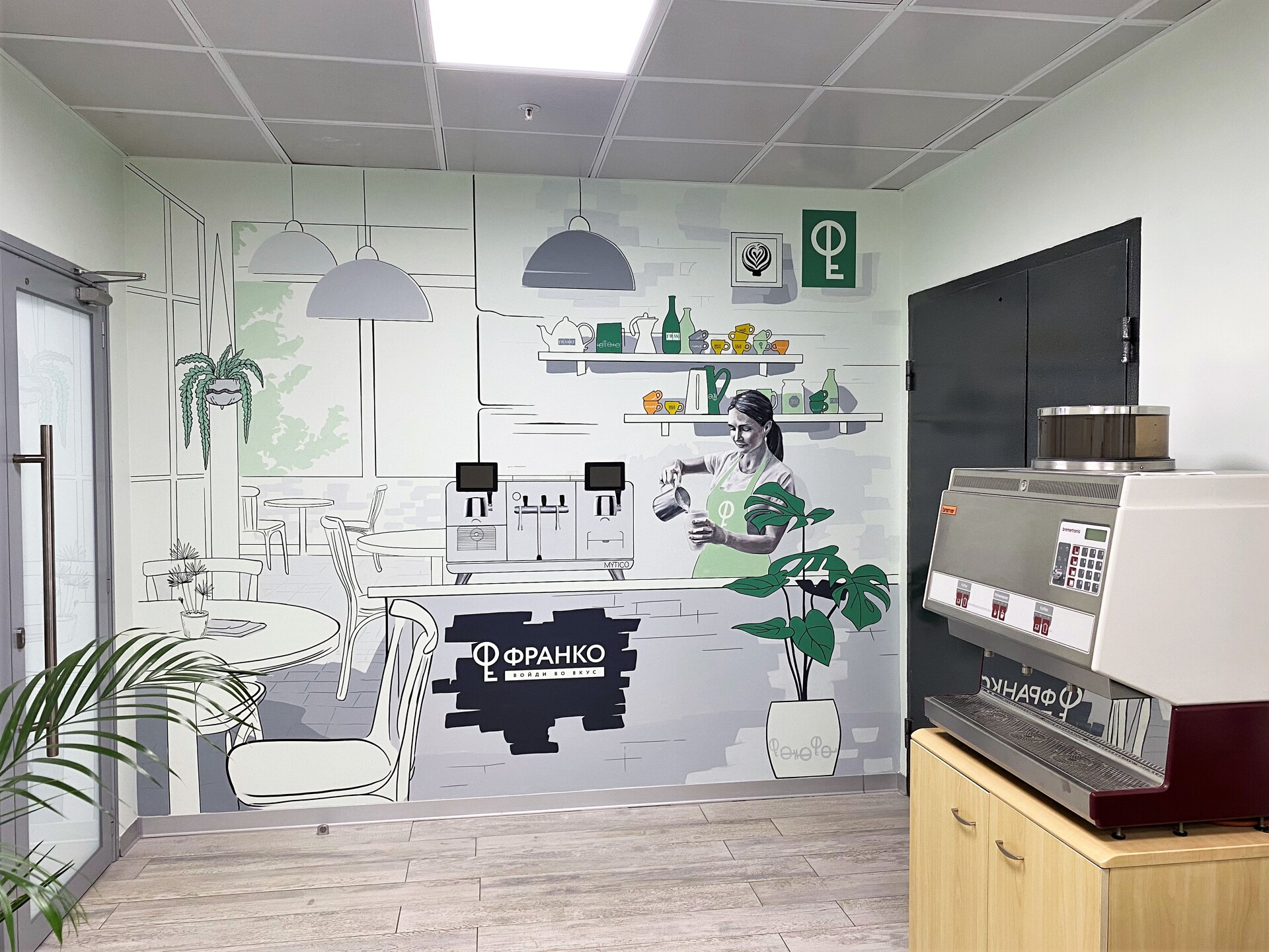 роспись стены в офисе