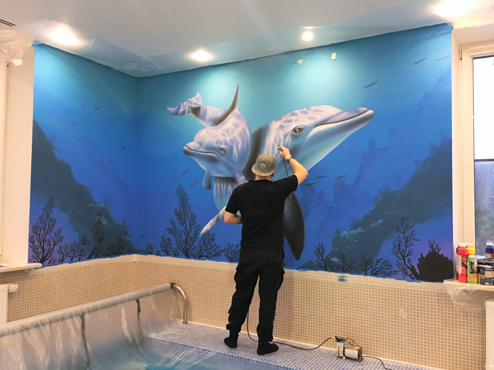 роспись на стенах