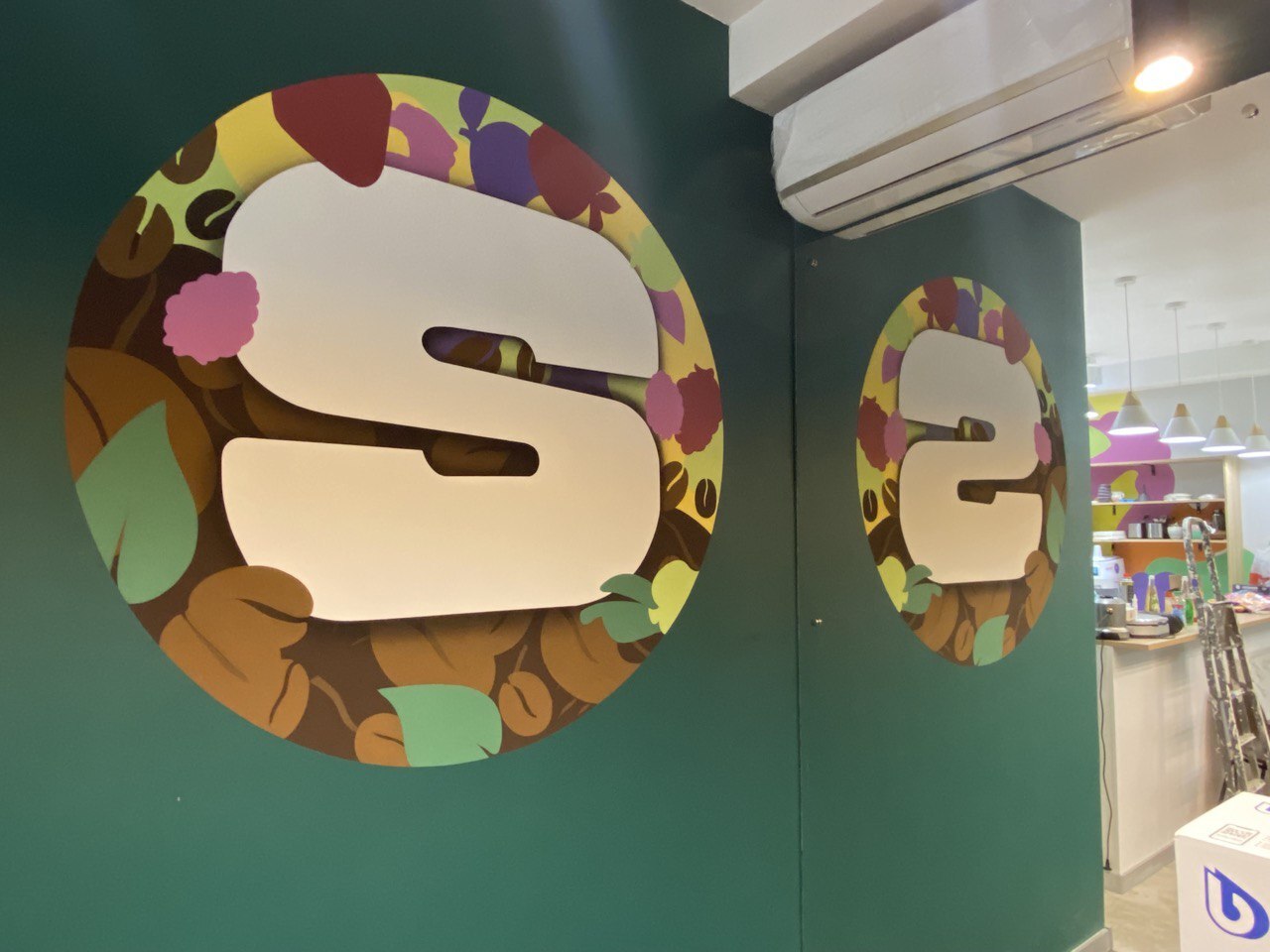 роспись стен в кафе