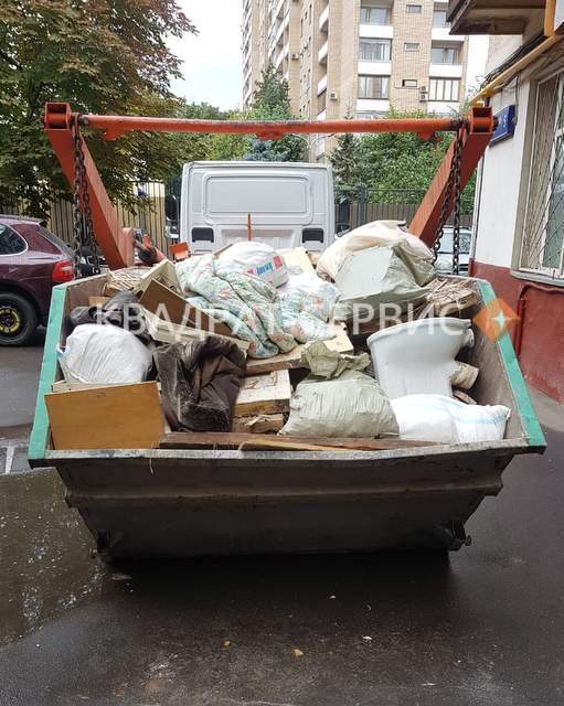 Вывоз строительного мусора в Пушкино контейнером 8 м3 картинка