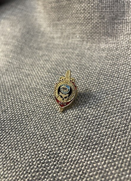 Фрачные значки. Стильные и красивые